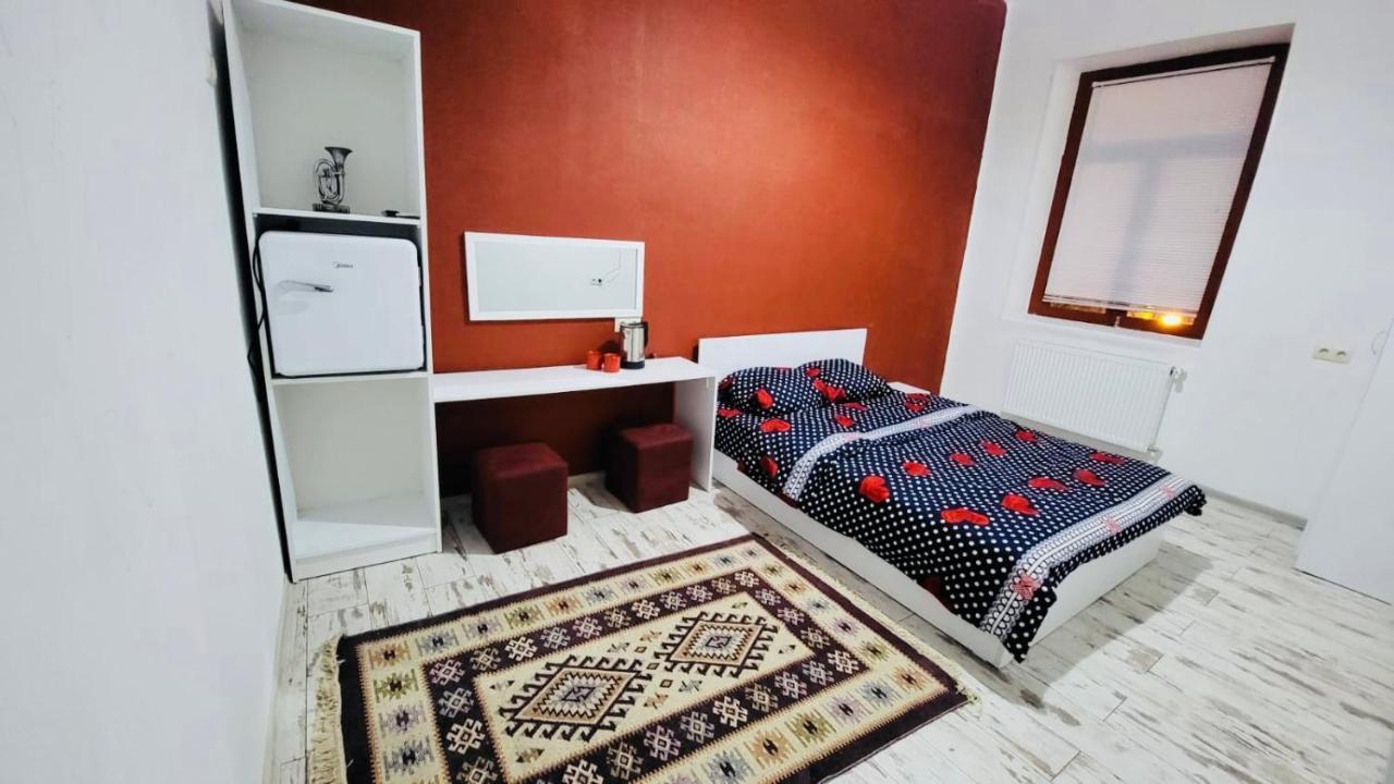Lovely Guest House Tbilisi Exterior photo